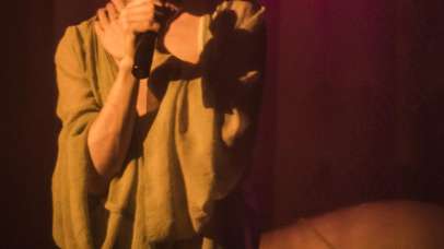 Red Jasper Theatre Tanz – Οι περιπέτειες μιας νεότητας
